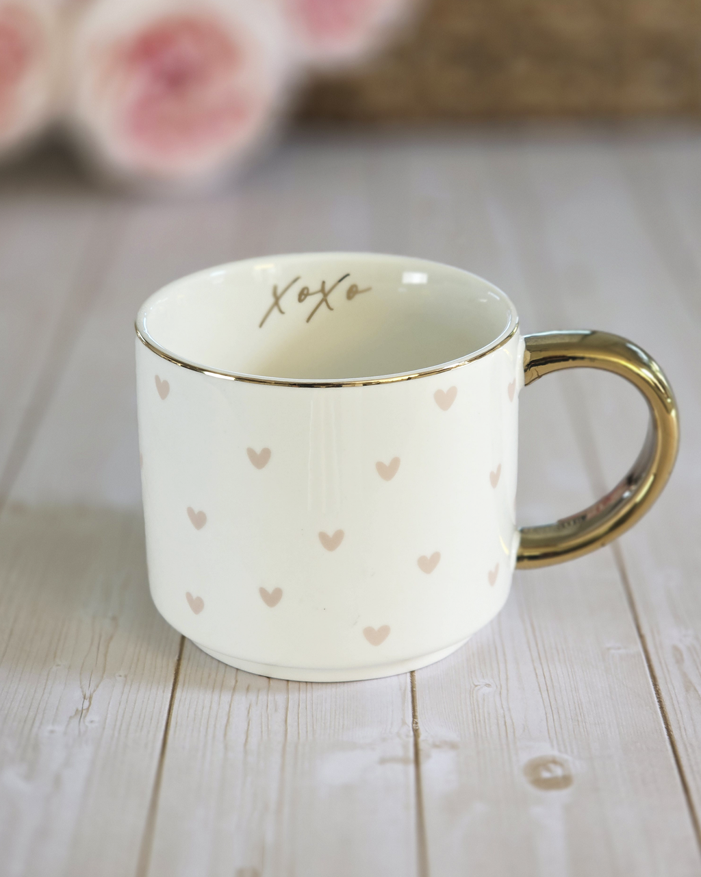 Hearts Fine Bone China Coffee Mug — Gold XOXO Detail