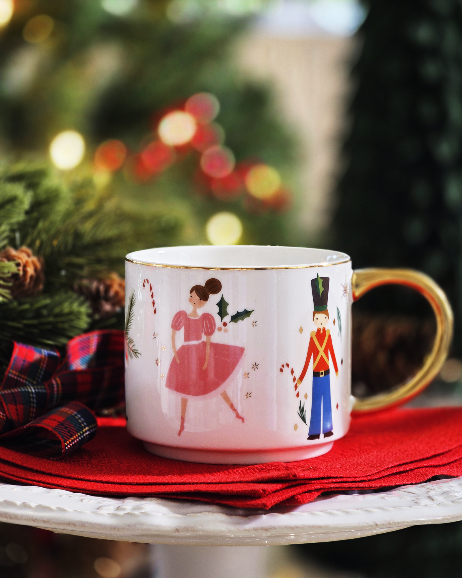Nutcracker Mug – Fine Bone China with Gold Holiday Detailing