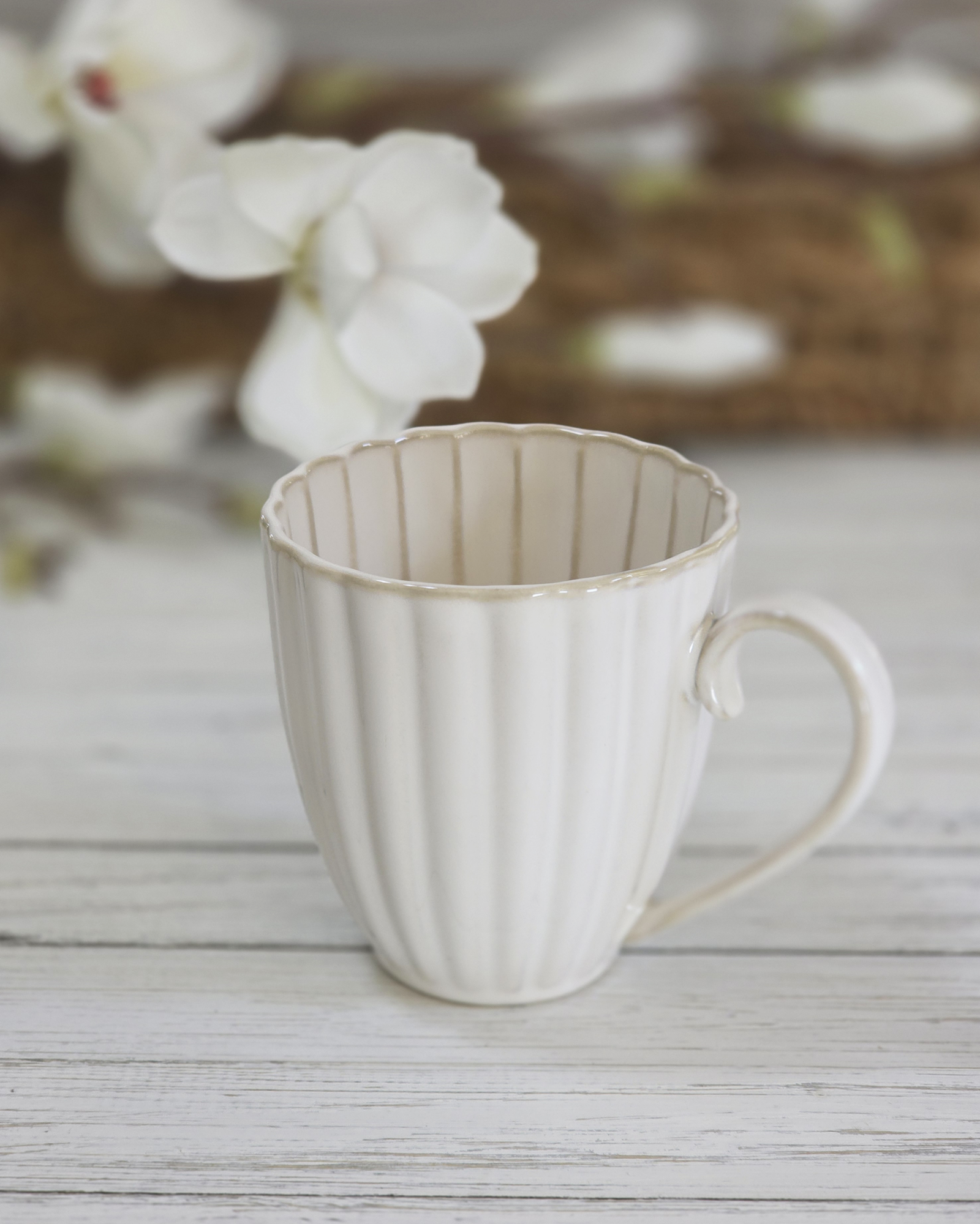 Scalloped Cream Everyday Mug