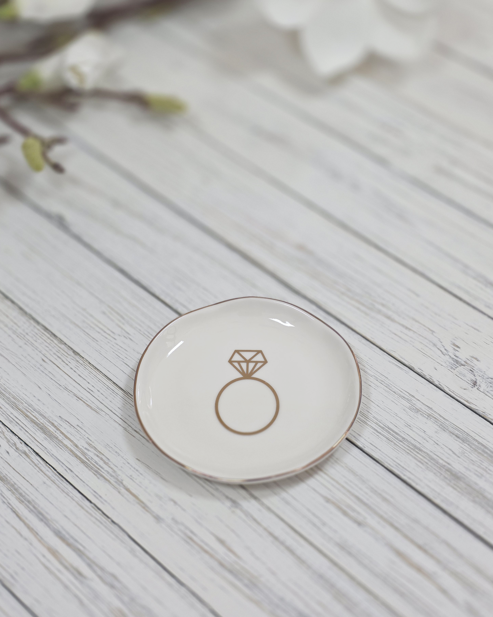 Engagement Ring — Jewelry Dish