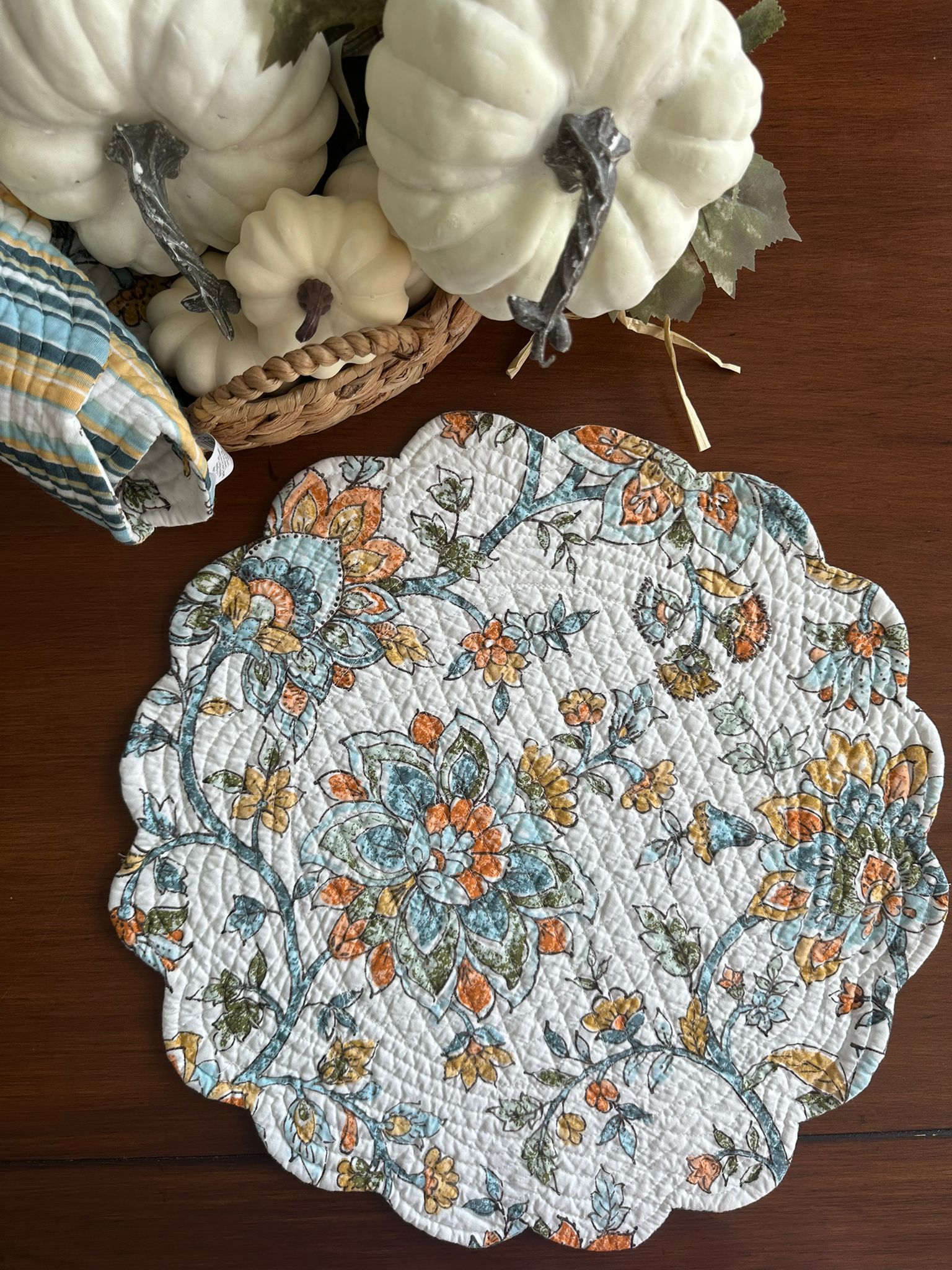 Quilted Cotton Round Placemats – Ainsley Bloom Reversible, Set of 4