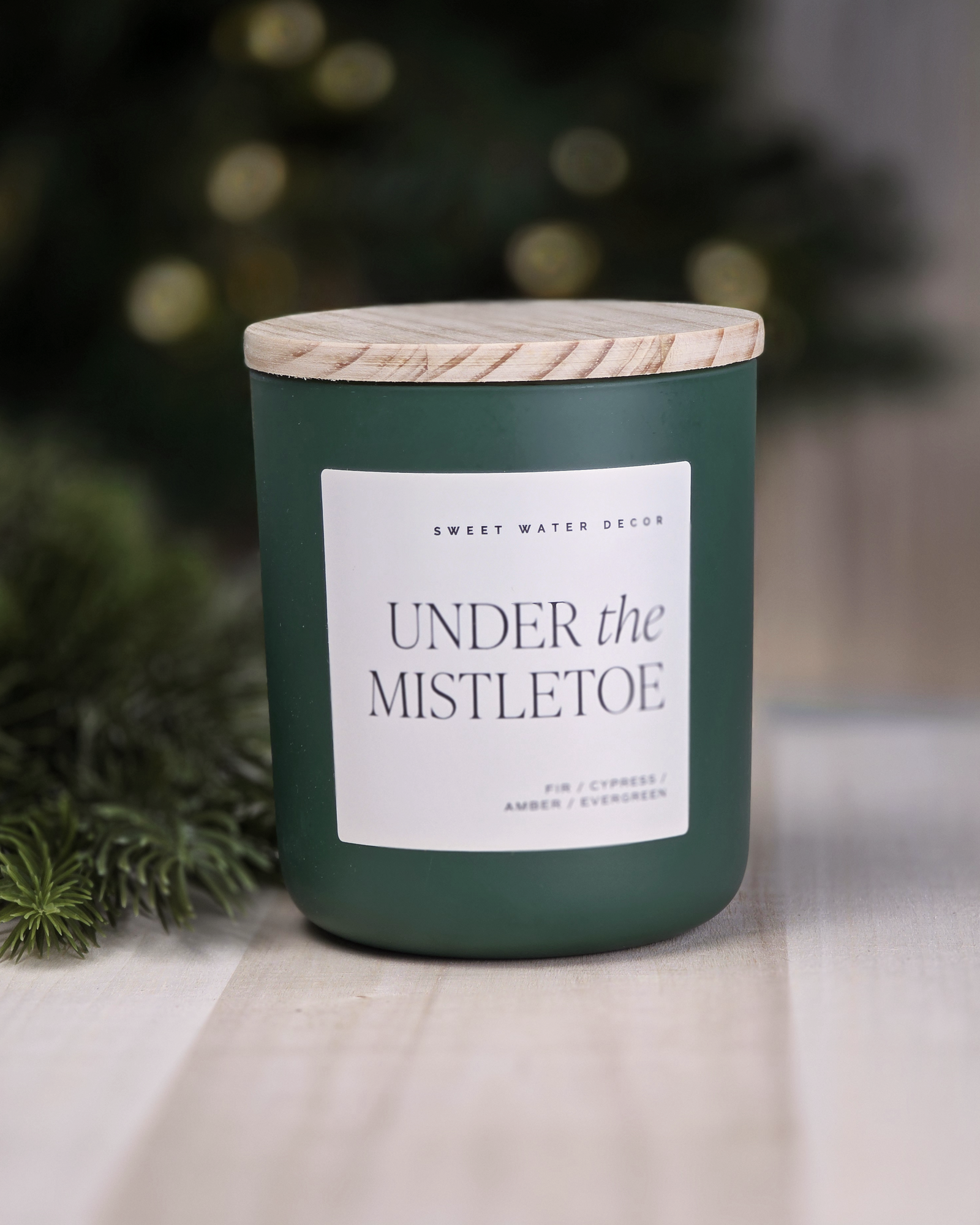 Under the Mistletoe Candle – 15 oz Soy Wax in Matte Green Jar