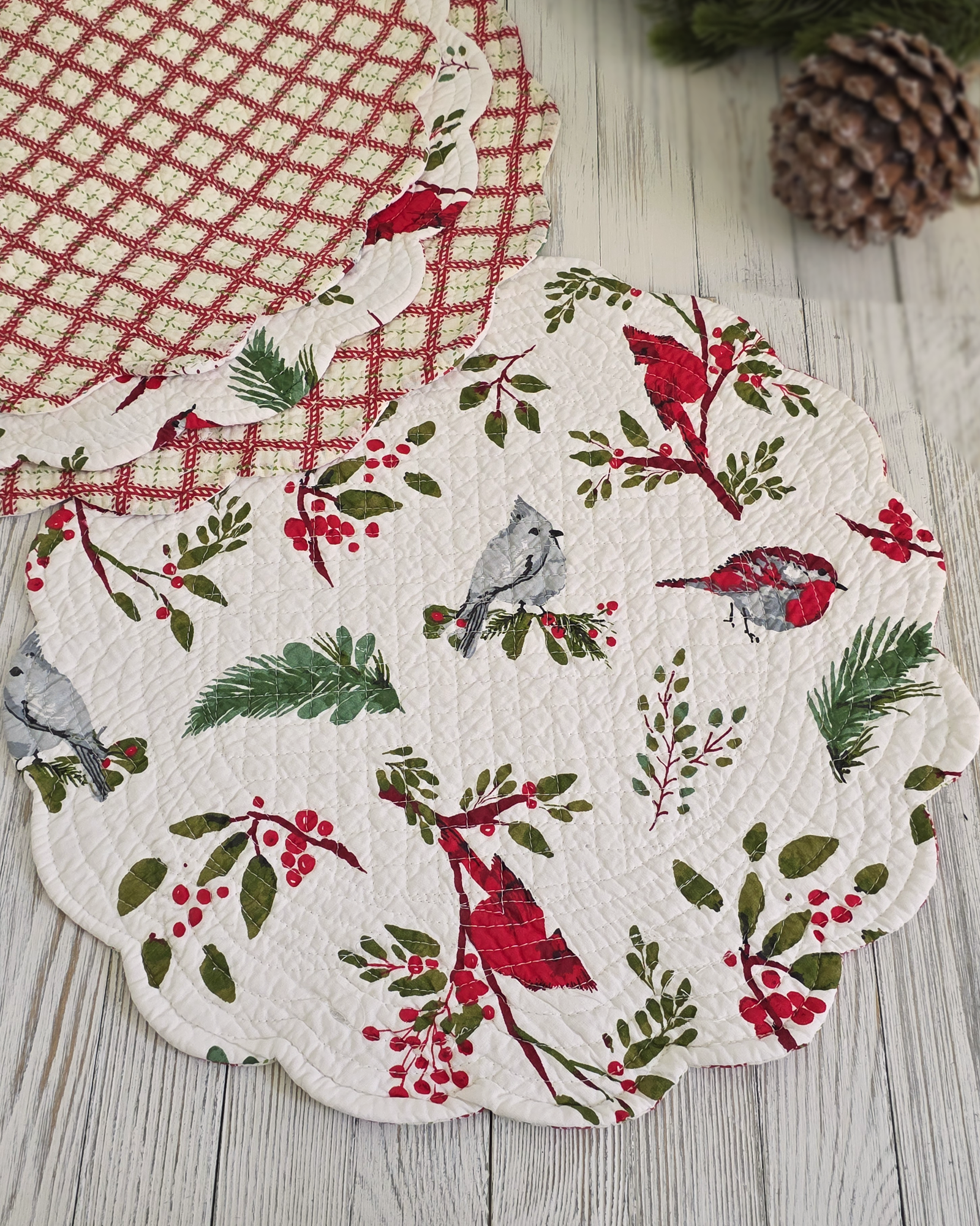 Christmas Cardinal Placemat Set of 4 – Reversible Quilted