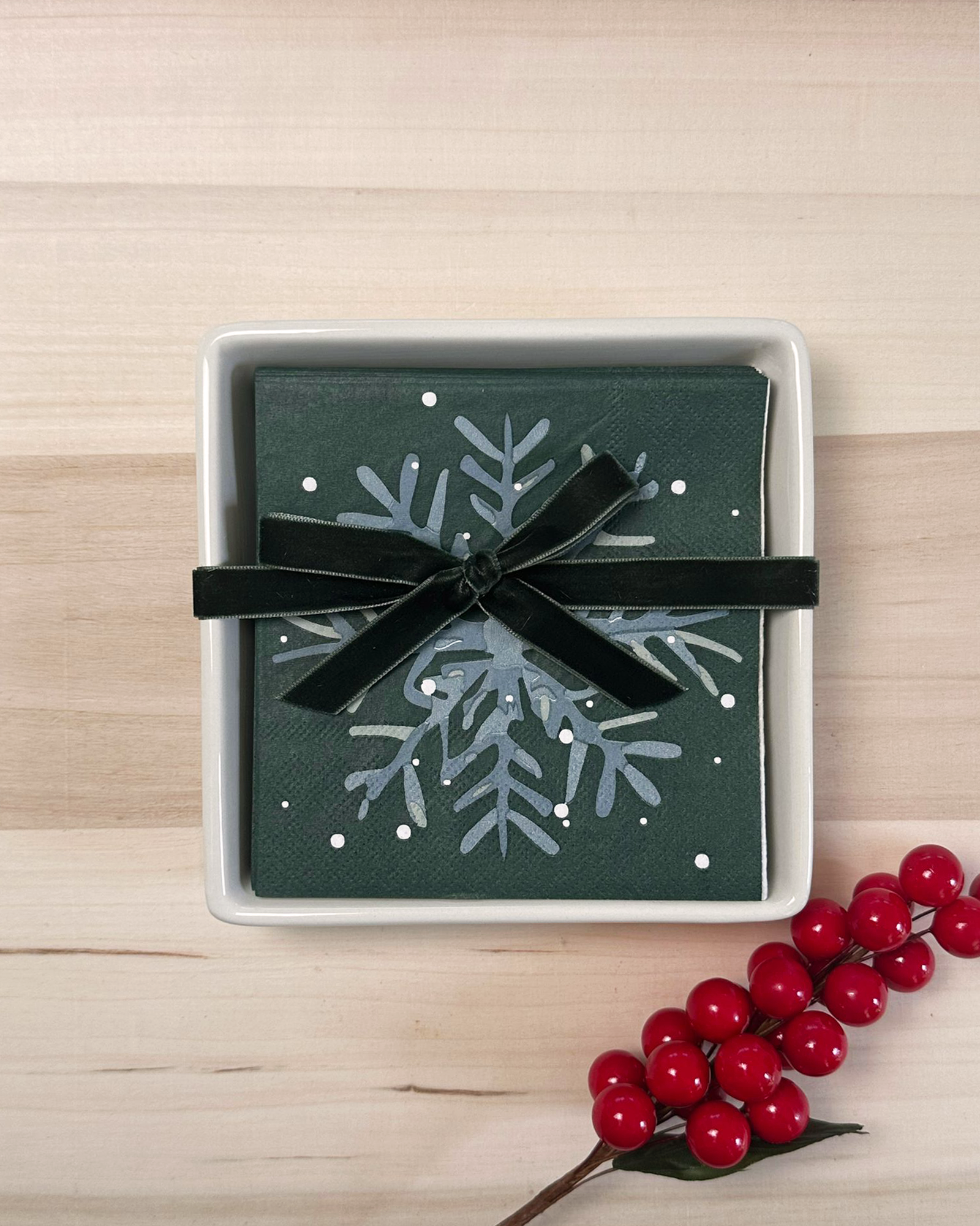 Snowflake Napkin Tray Gift Set — Ceramic & Velvet Ribbon
