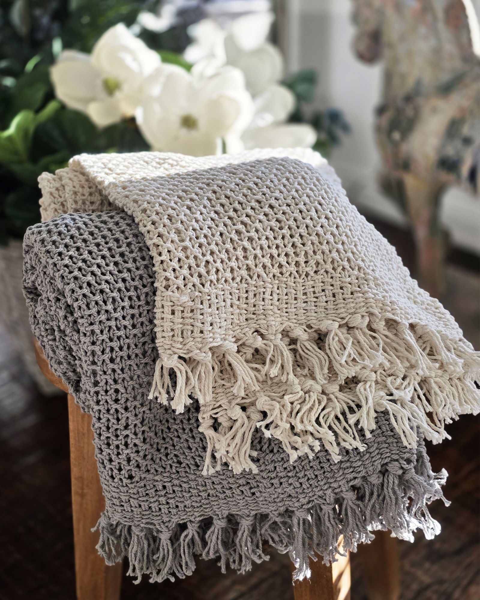 Everyday Open Knit Throw – Mist