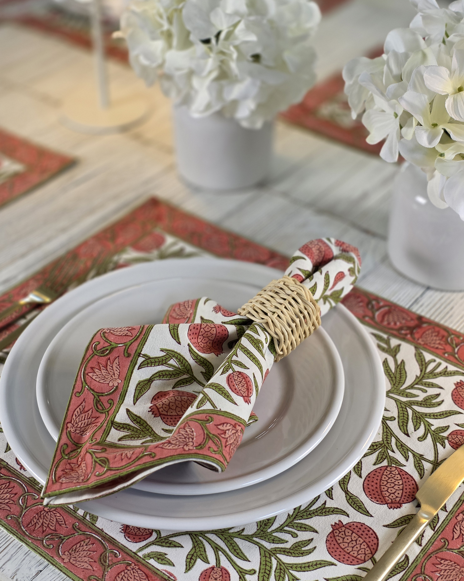 Pomegranate Grove Berry — Cotton Placemats (Set of 4)