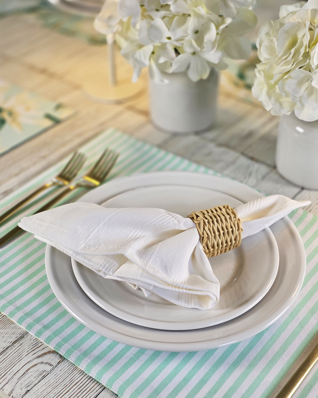 Soft Magnolia Mint Table Placemats, Set of 4