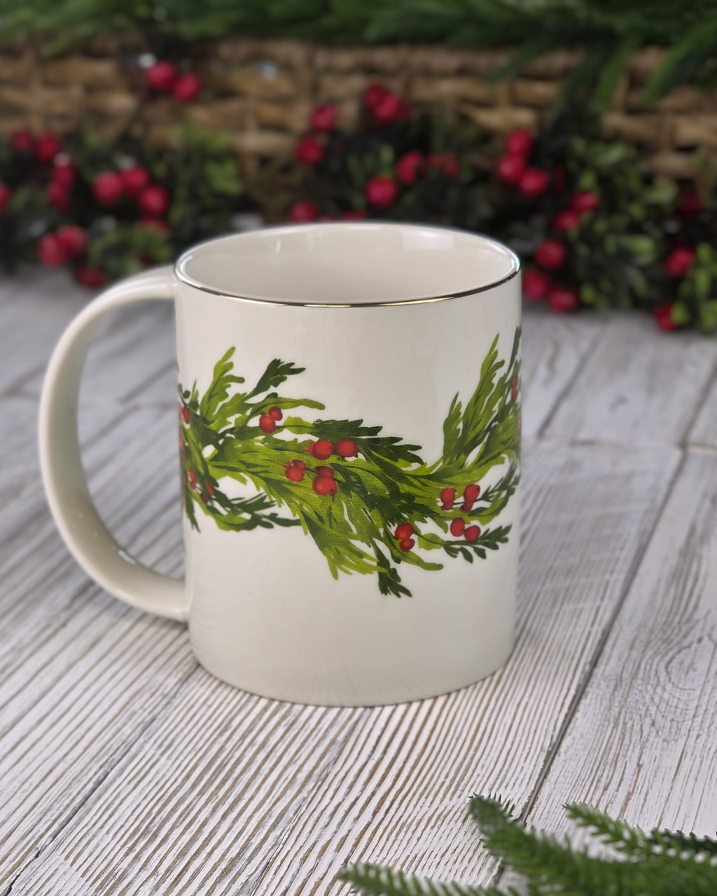 Holly & Bow Christmas Mug.